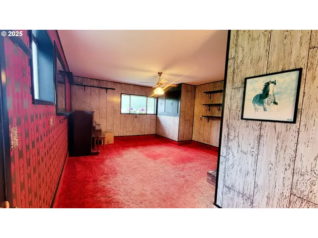 $630,000 | 2965 South Myrtle Road, Myrtle Creek, OR 97457