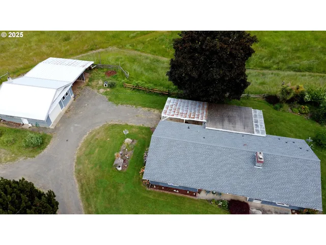 $630,000 | 2965 South Myrtle Road, Myrtle Creek, OR 97457
