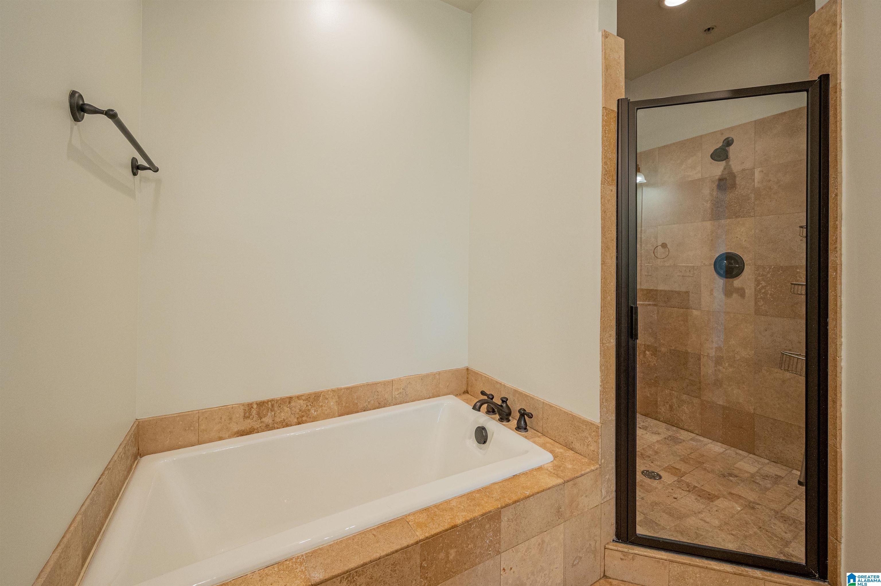2073 Lancaster Road, Unit 2703 Birmingham, AL 35209 - Photo 27 of 45