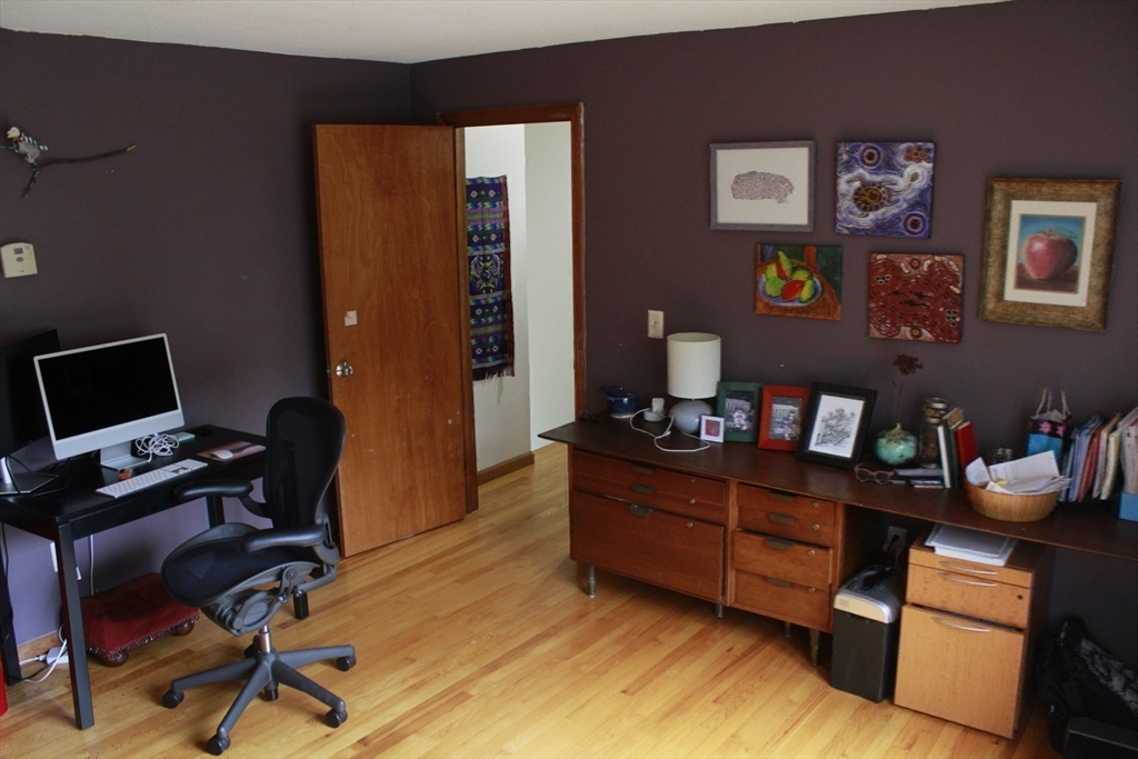 75 State Street Amherst, MA 01002 - Photo 31 of 39 a view of a workspace with furniture