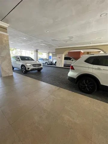 $2,100 | 400 Kings Point Drive, Unit 1027, Sunny Isles Beach, FL 33160