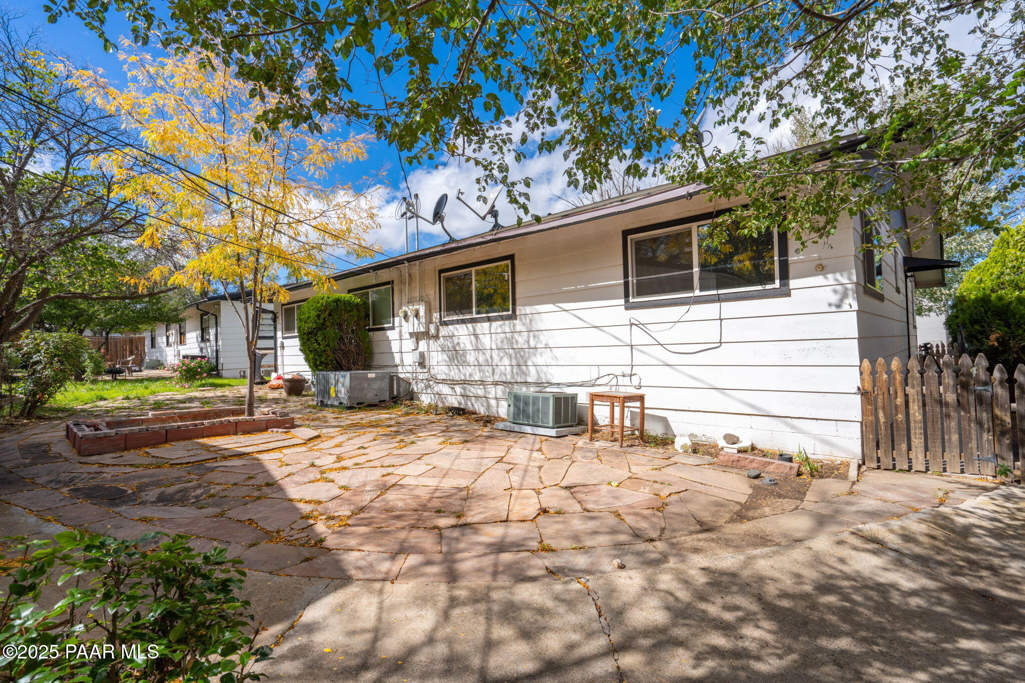 1213 Stetson Road Prescott, AZ 86303 - Photo 28 of 34 a view of a house with a yard