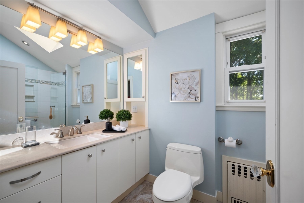 32 Pilgrim Road Marblehead, MA 01945 - Photo 24 of 38