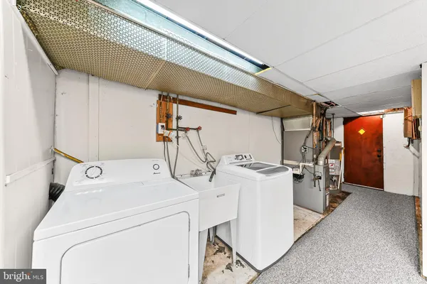 $2,250 | 129 Alverstone Road, Clifton Heights, PA 19018