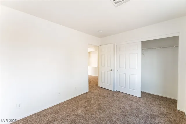 $1,895 | 4045 Puebla Street, Las Vegas, NV 89115