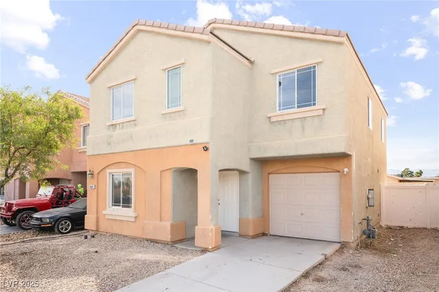 $1,895 | 4045 Puebla Street, Las Vegas, NV 89115