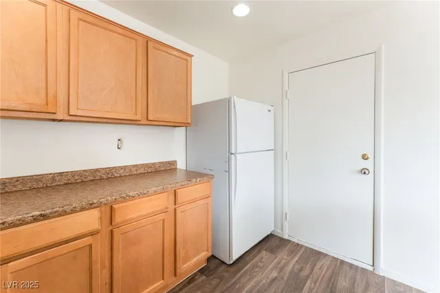 $1,895 | 4045 Puebla Street, Las Vegas, NV 89115