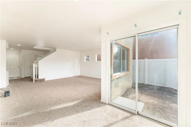 $1,895 | 4045 Puebla Street, Las Vegas, NV 89115