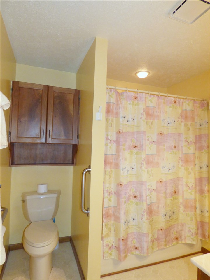 55717 Quince Road South Bend, IN 46619 - Photo 19 of 36 Gallery Image 19
