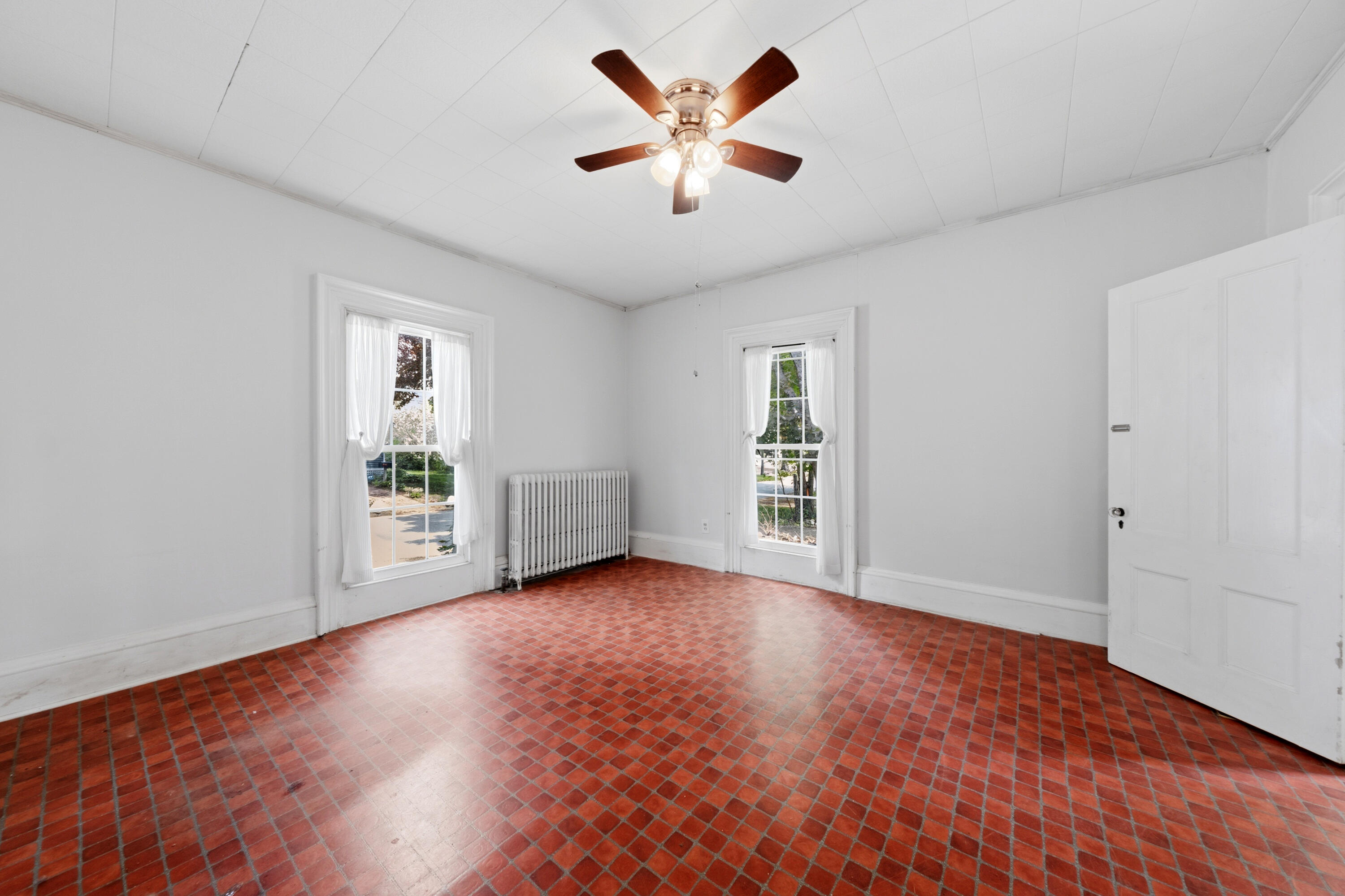 20 Chestnut Street Rockland, ME 04841 - Photo 25 of 52 55- 20 Chestnut Street - Rockland- JAC