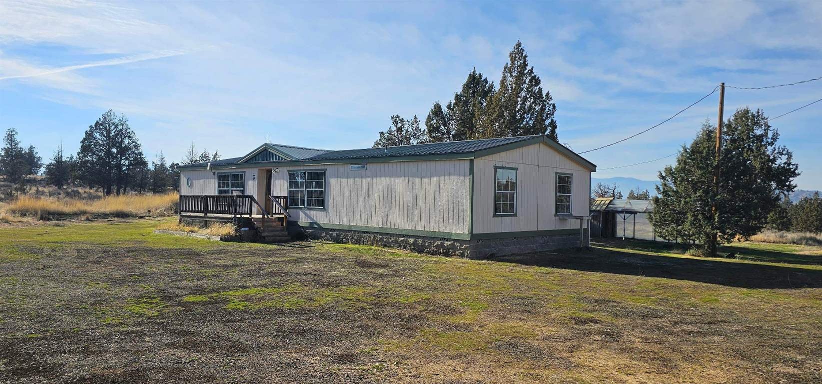 11033 Obsidian Road Montague, CA 96064 - Photo 2 of 14 Gallery Image 2