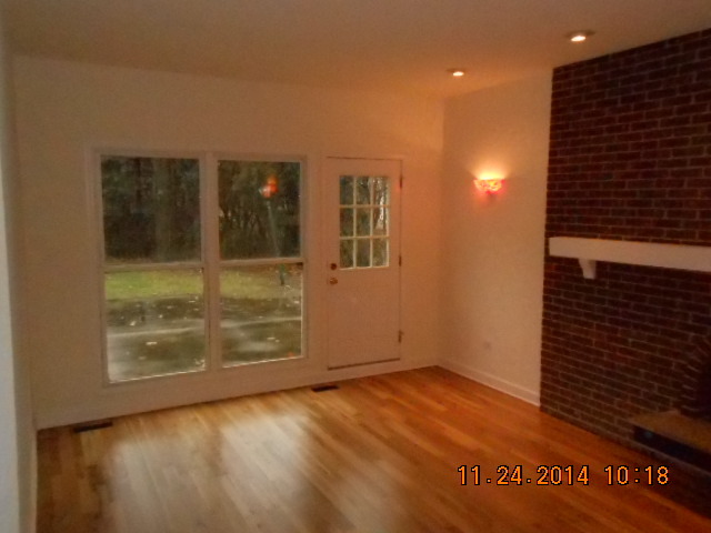 3 Pine Valley Road Rolling Meadows, IL 60008 - Photo 4 of 15 Gallery Image 4