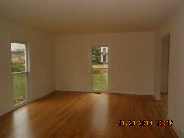 3 Pine Valley Road Rolling Meadows, IL 60008 - Photo 6 of 15 Gallery Image 6