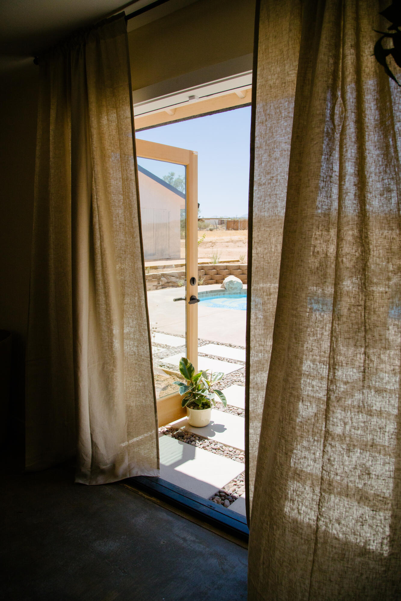 382 Cherokee Trail Yucca Valley, CA 92284 - Photo 41 of 66 a view of a porch