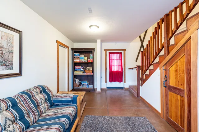 a house with swimming pool in front of it