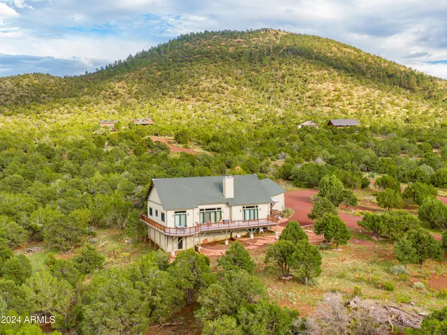 $998,000 | 2667 East Overlook Drive, Williams, AZ 86046