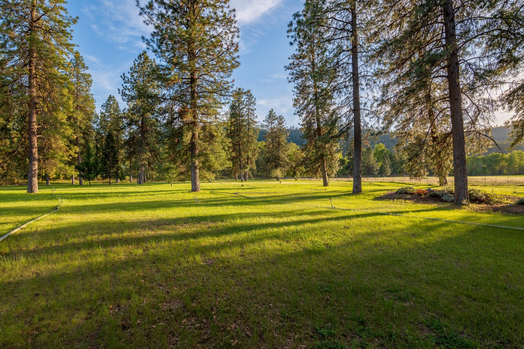 17911 North Applegate Road Grants Pass, OR 97527 - Photo 48 of 77 batch_17911NApplegateRd-048