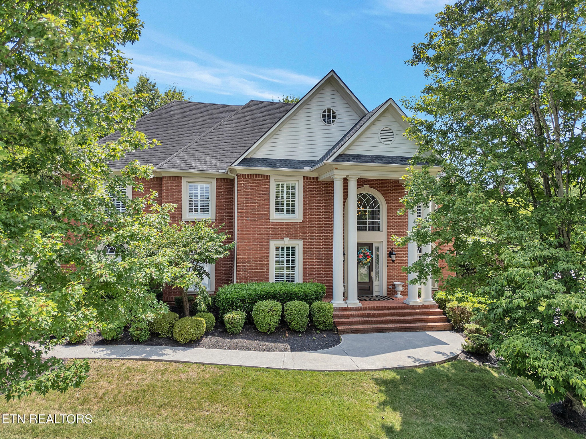 1605 Redgrave Road Knoxville, TN 37922 - Photo 3 of 60 Gallery Image 3