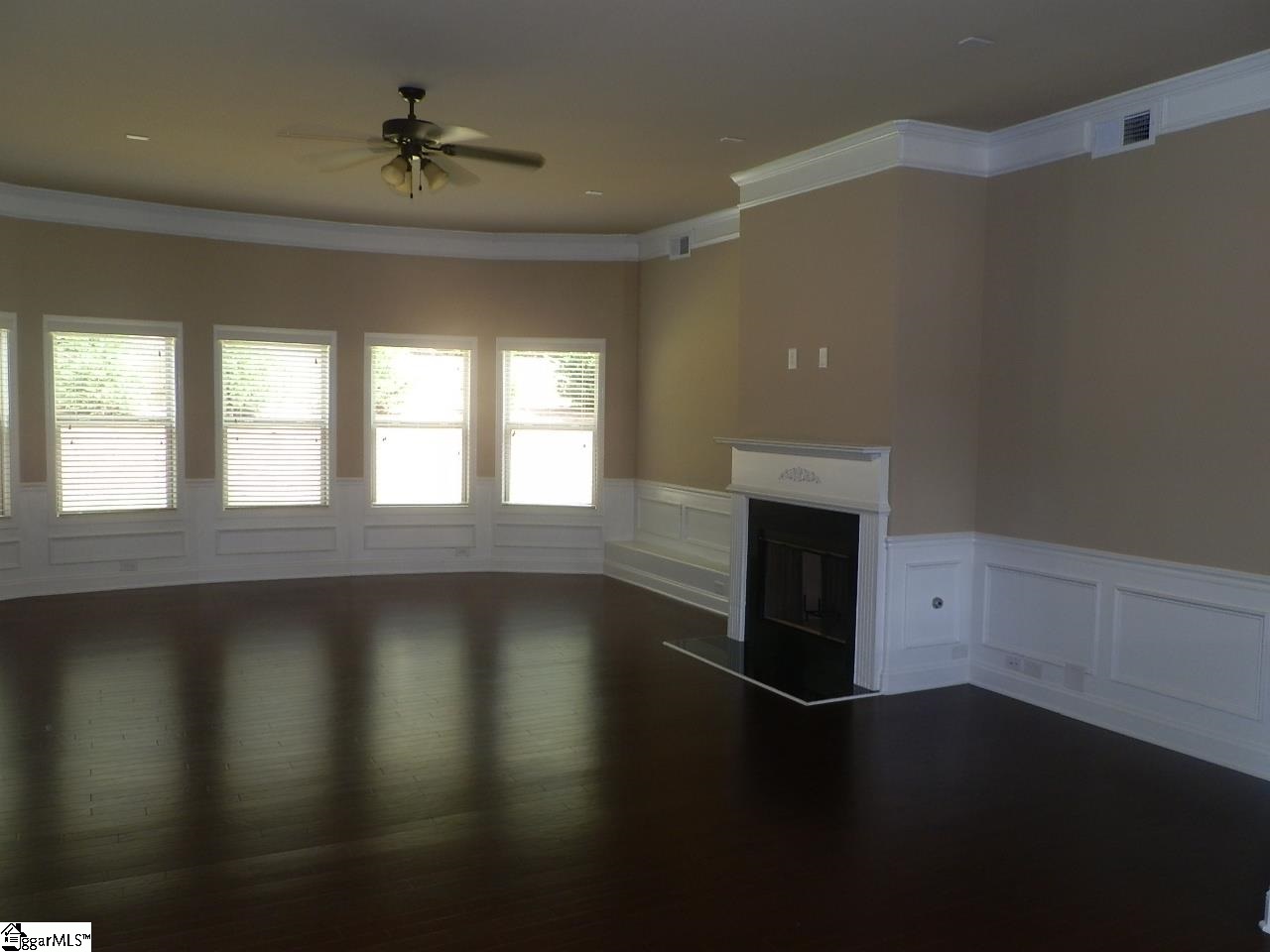 10 Bellagio Way Greer, SC 29651 - Photo 6 of 18 Gallery Image 6