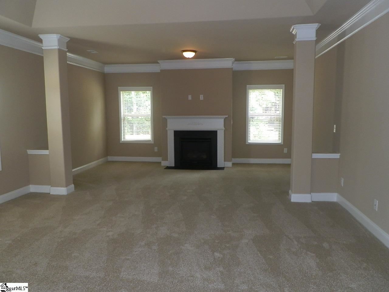 10 Bellagio Way Greer, SC 29651 - Photo 9 of 18 Gallery Image 9