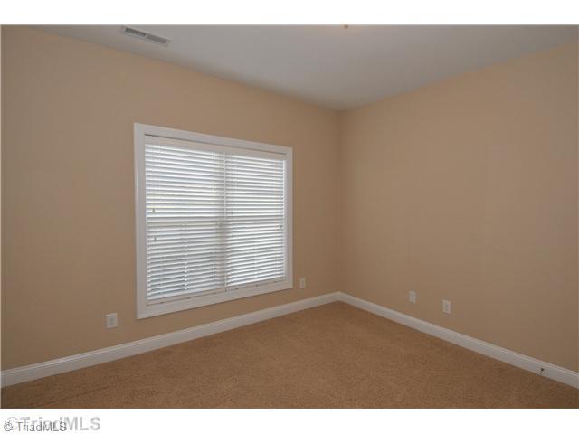 408 Crosswick Road Clemmons, NC 27012 - Photo 8 of 12 2nd Bedroom.