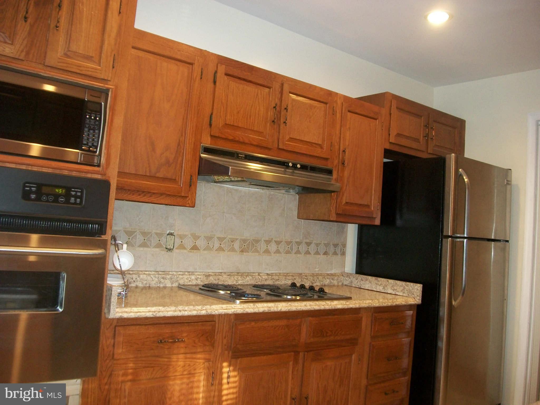 13304 Burkhart Street Silver Spring, MD 20904 - Photo 15 of 30 Kitchen