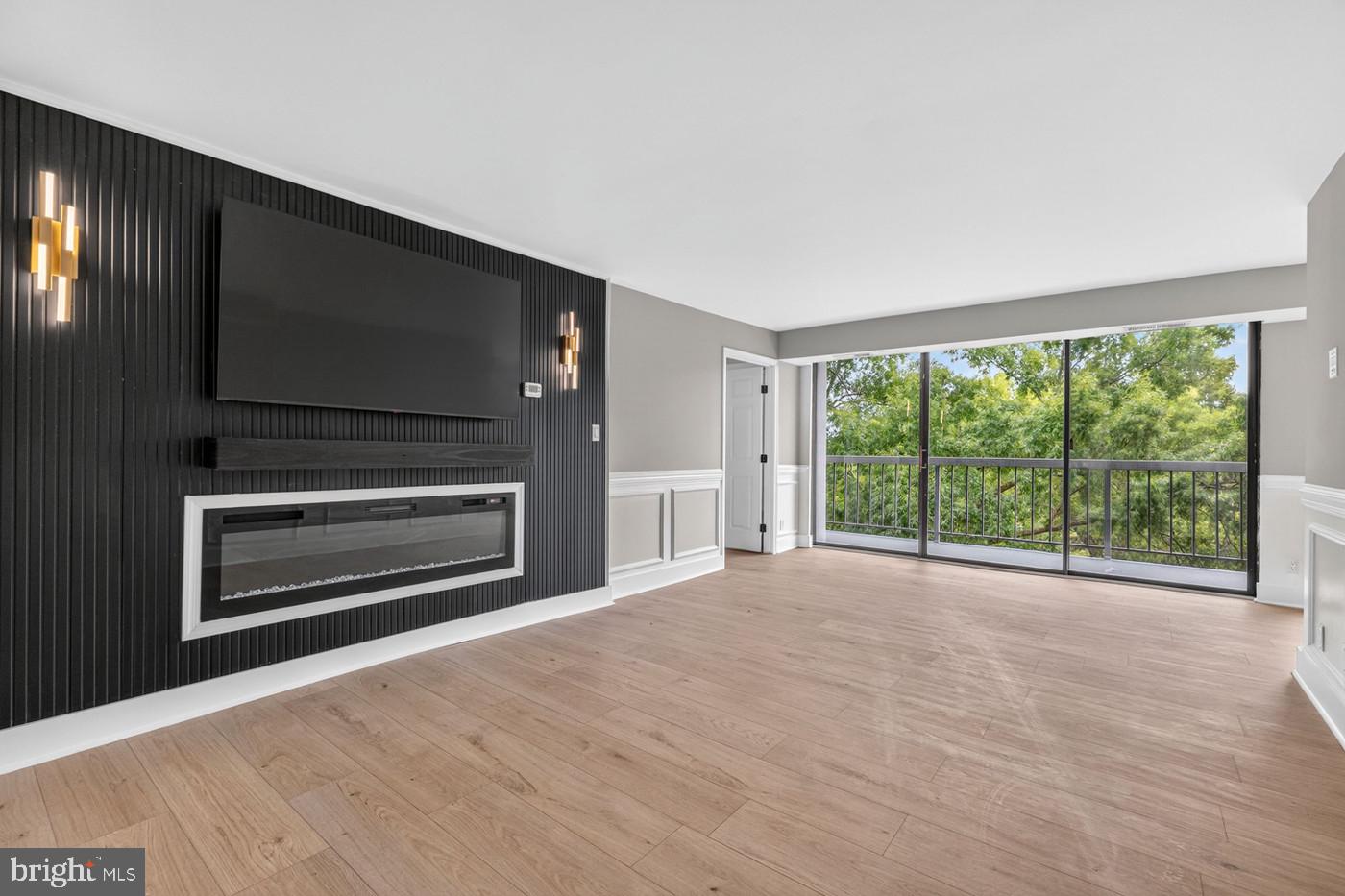 1401 North Rhodes Street, Unit 604 Arlington, VA 22209 - Photo 1 of 25 Designer Wall/Built-In Fireplace