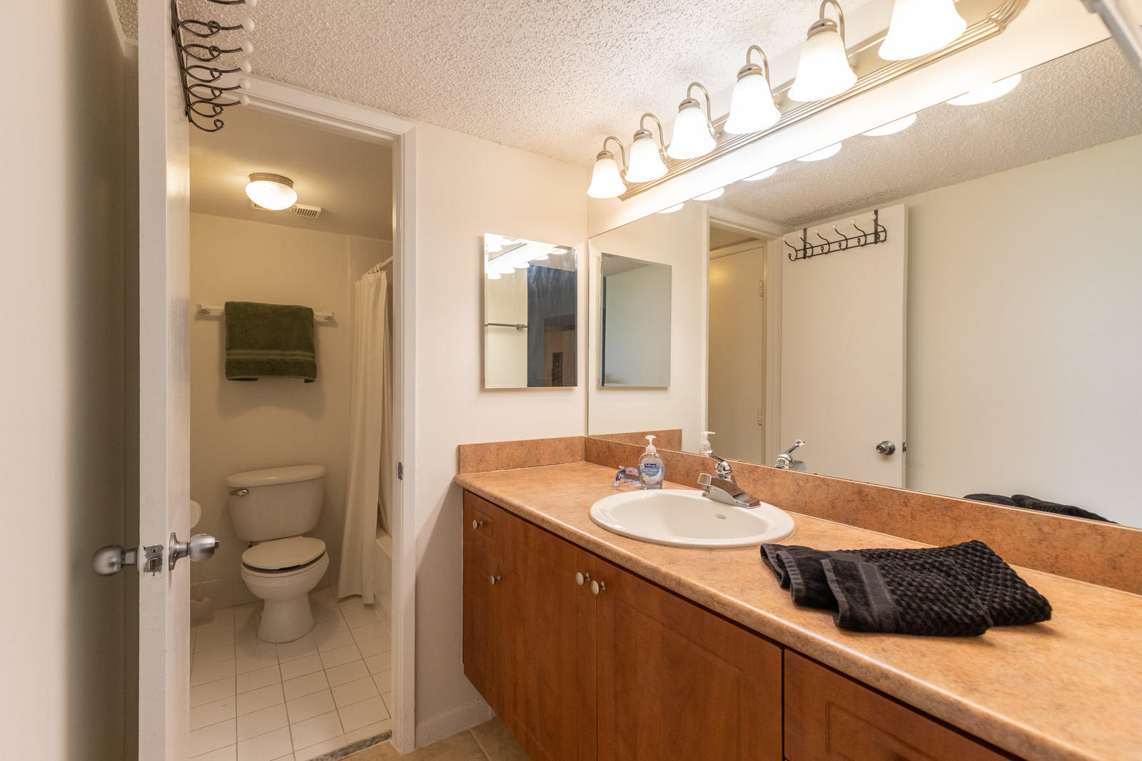 2025 Lavers Circle, Unit D505 Delray Beach, FL 33444 - Photo 13 of 23 15