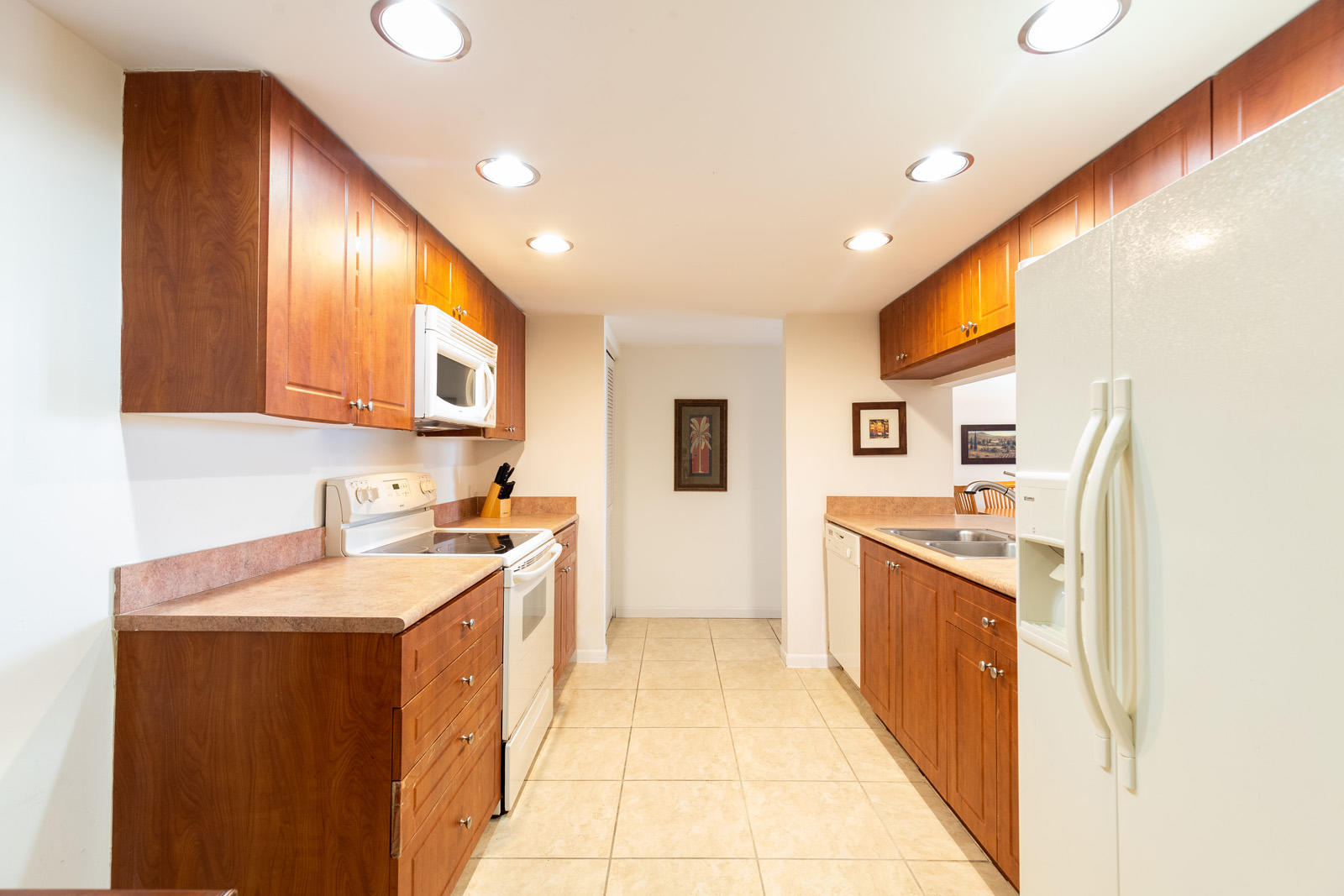 2025 Lavers Circle, Unit D505 Delray Beach, FL 33444 - Photo 16 of 23 7