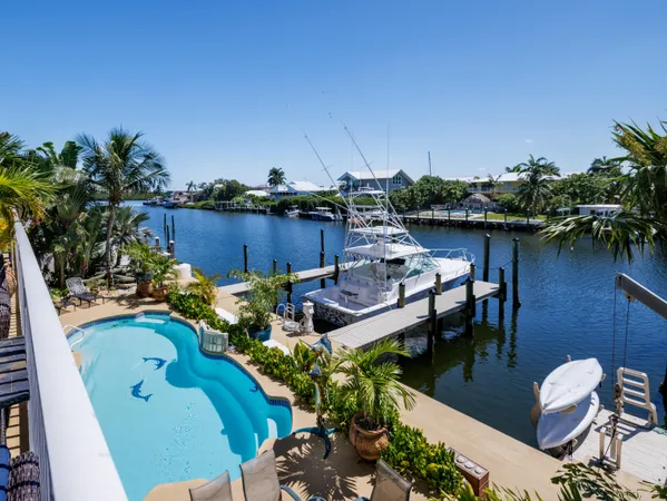 $2,895,000 | 14 Ave F, Marathon, FL 33050