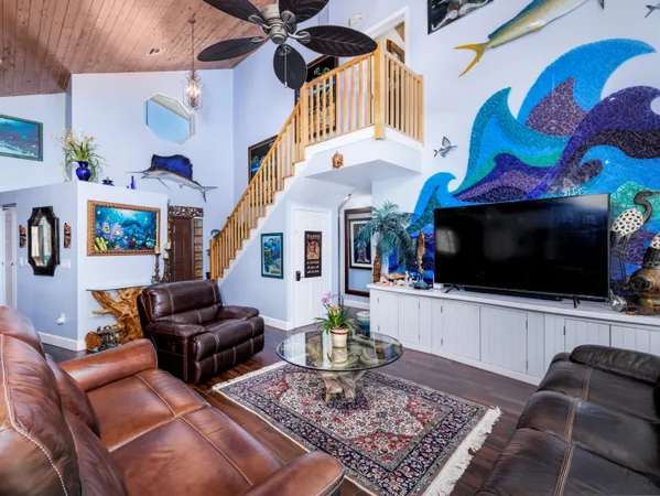 $2,895,000 | 14 Ave F, Marathon, FL 33050