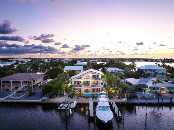 $2,895,000 | 14 Ave F, Marathon, FL 33050
