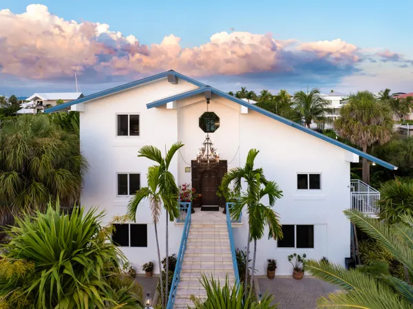 $2,895,000 | 14 Ave F, Marathon, FL 33050