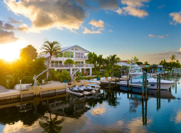 $2,895,000 | 14 Ave F, Marathon, FL 33050