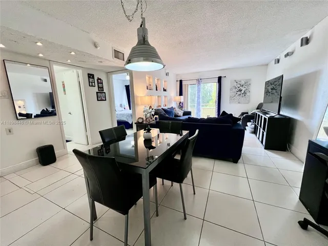 $189,000 | 17530 Northwest 68th Avenue, Unit C4008, Hialeah, FL 33015