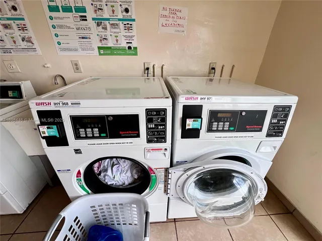 $189,000 | 17530 Northwest 68th Avenue, Unit C4008, Hialeah, FL 33015