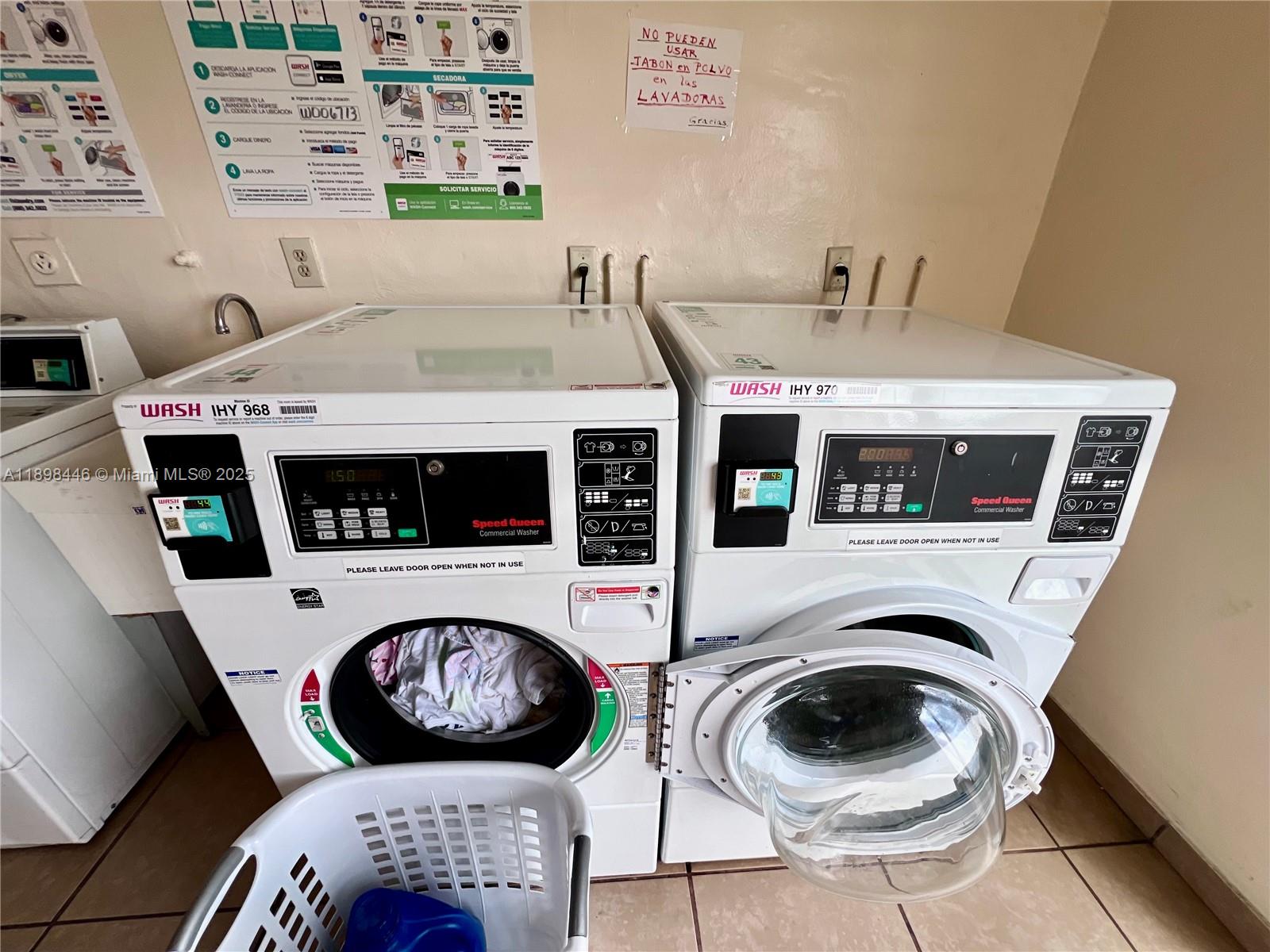 17530 Northwest 68th Avenue, Unit C4008 Hialeah, FL 33015 - Photo 19 of 21