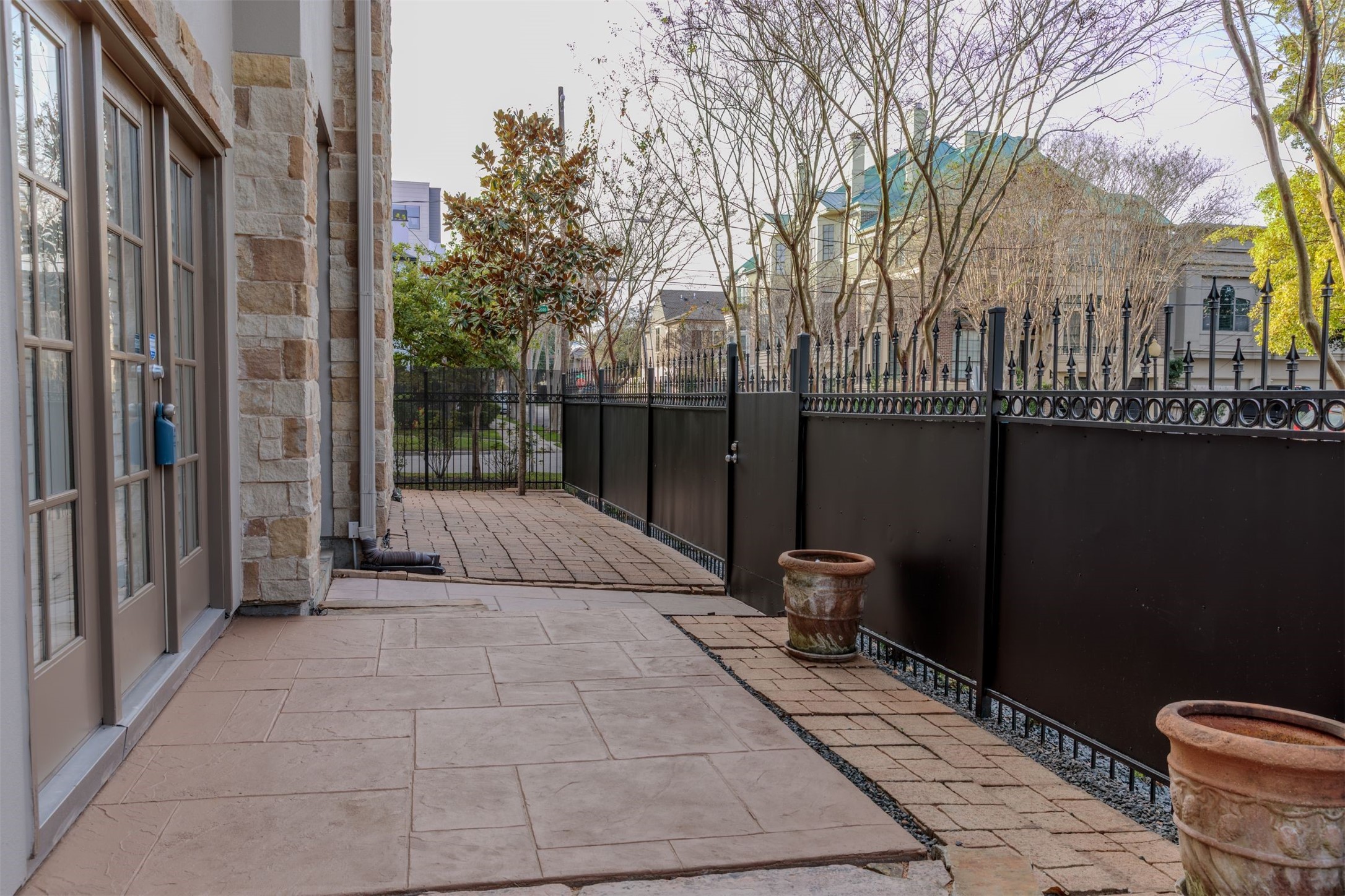 2101 Elmen Street Houston, TX 77019 - Photo 27 of 27