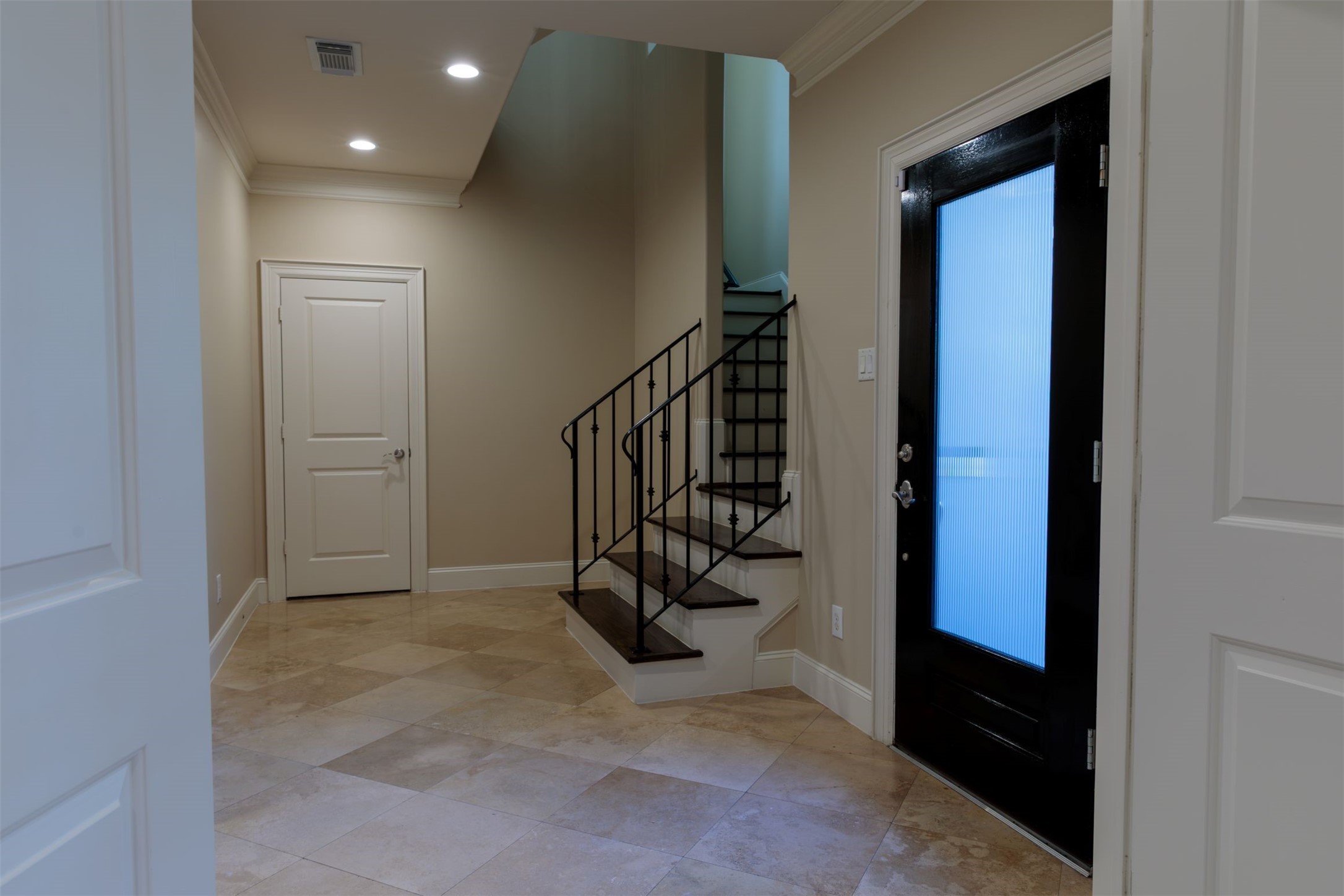 2101 Elmen Street Houston, TX 77019 - Photo 3 of 27