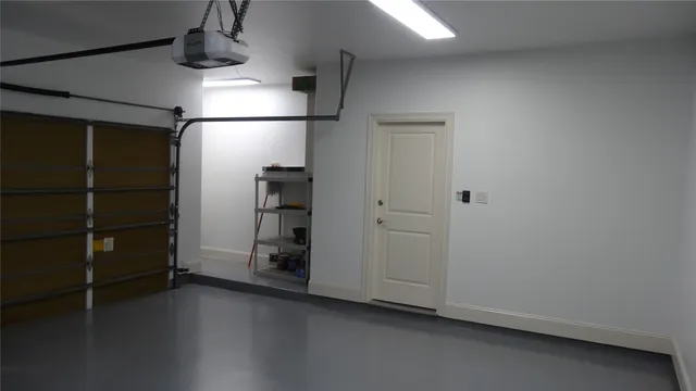 $5,601 | 2101 Elmen Street, Houston, TX 77019