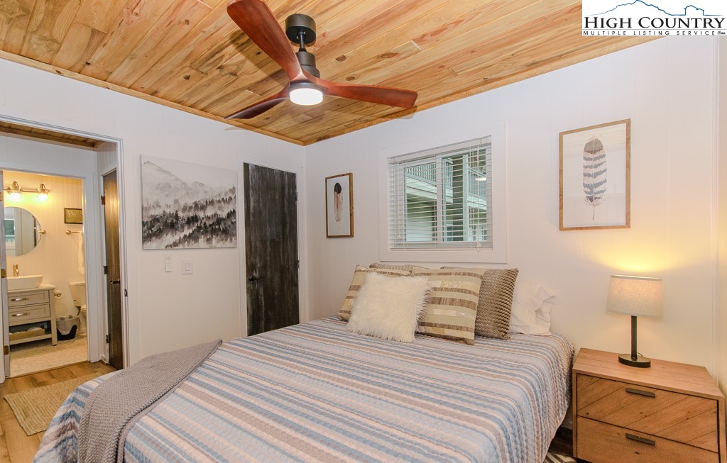 301 Pinnacle Inn Road, Unit 3232 Beech Mountain, NC 28604 - Photo 17 of 40 Gallery Image 17