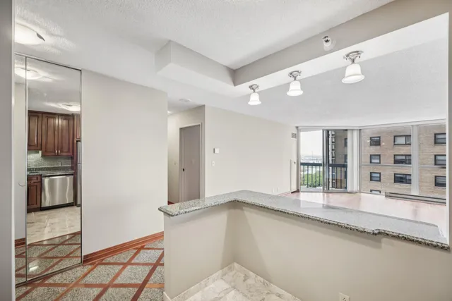 $274,900 | 1660 North Prospect Avenue, Unit 708, Milwaukee, WI 53202