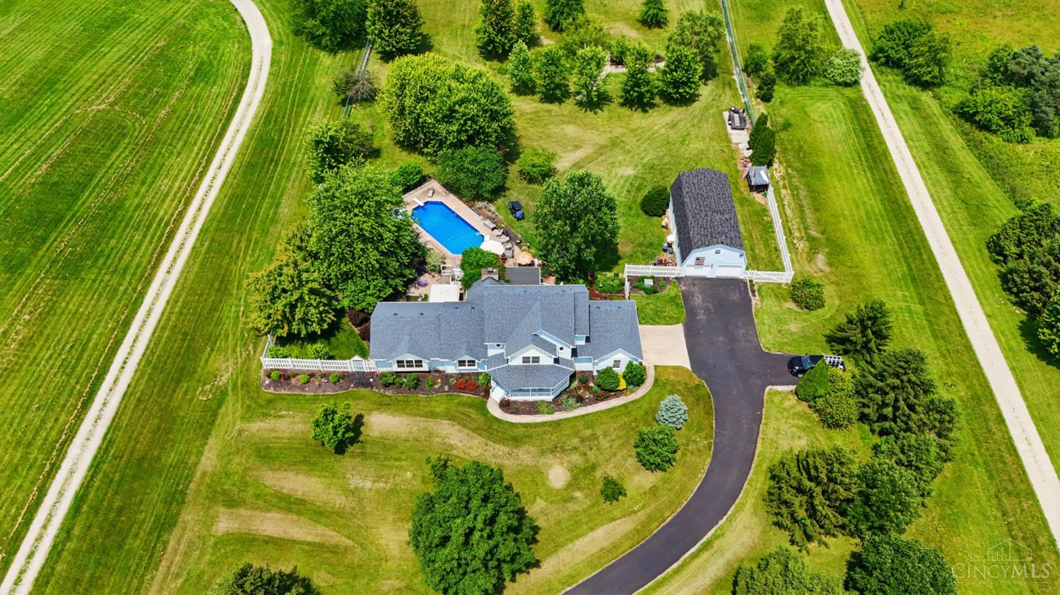 3244 Shoemaker Road Lebanon, OH 45036 - Photo 4 of 91 Gallery Image 4