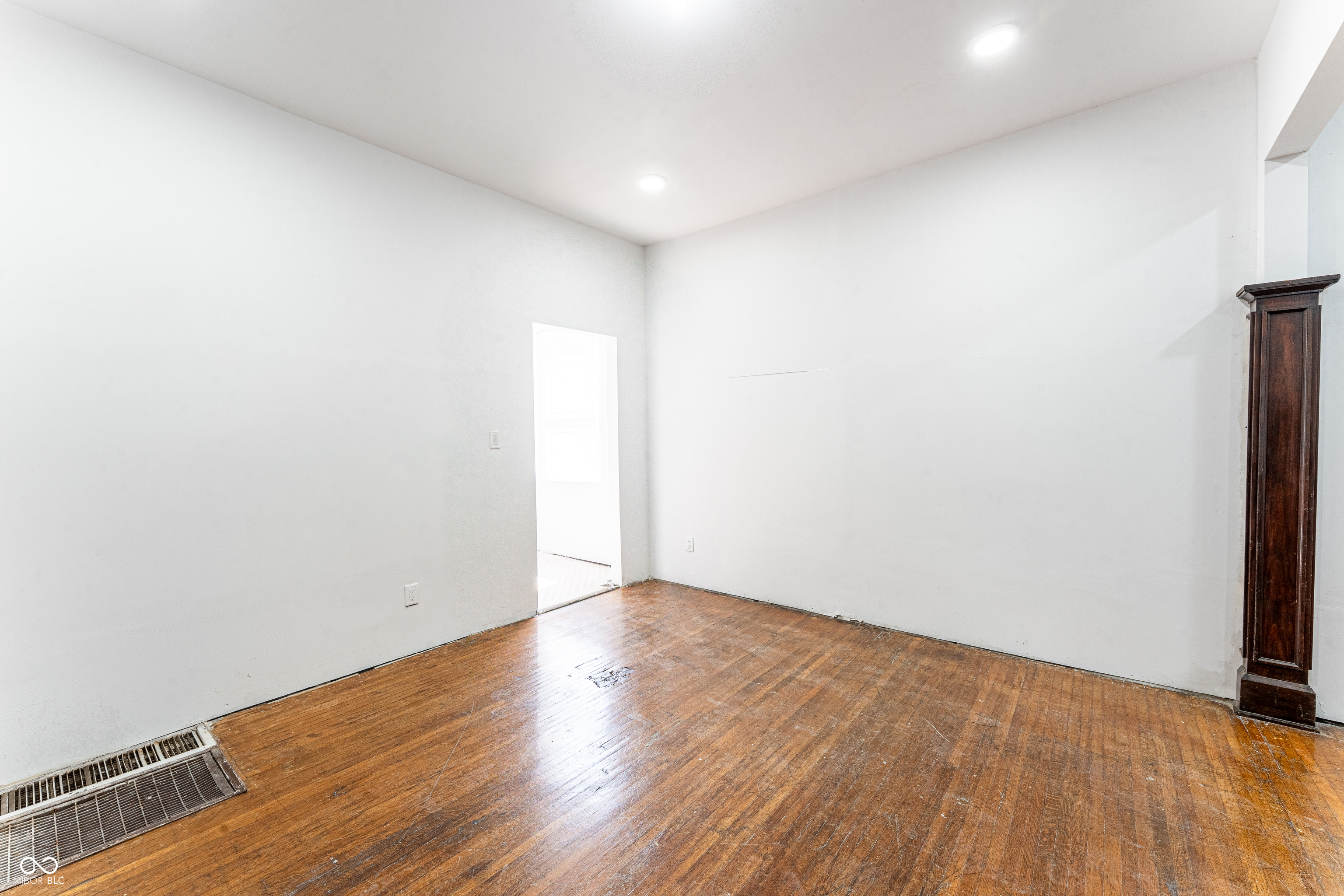 3345 Graceland Avenue Indianapolis, IN 46208 - Photo 11 of 39 Gallery Image 11