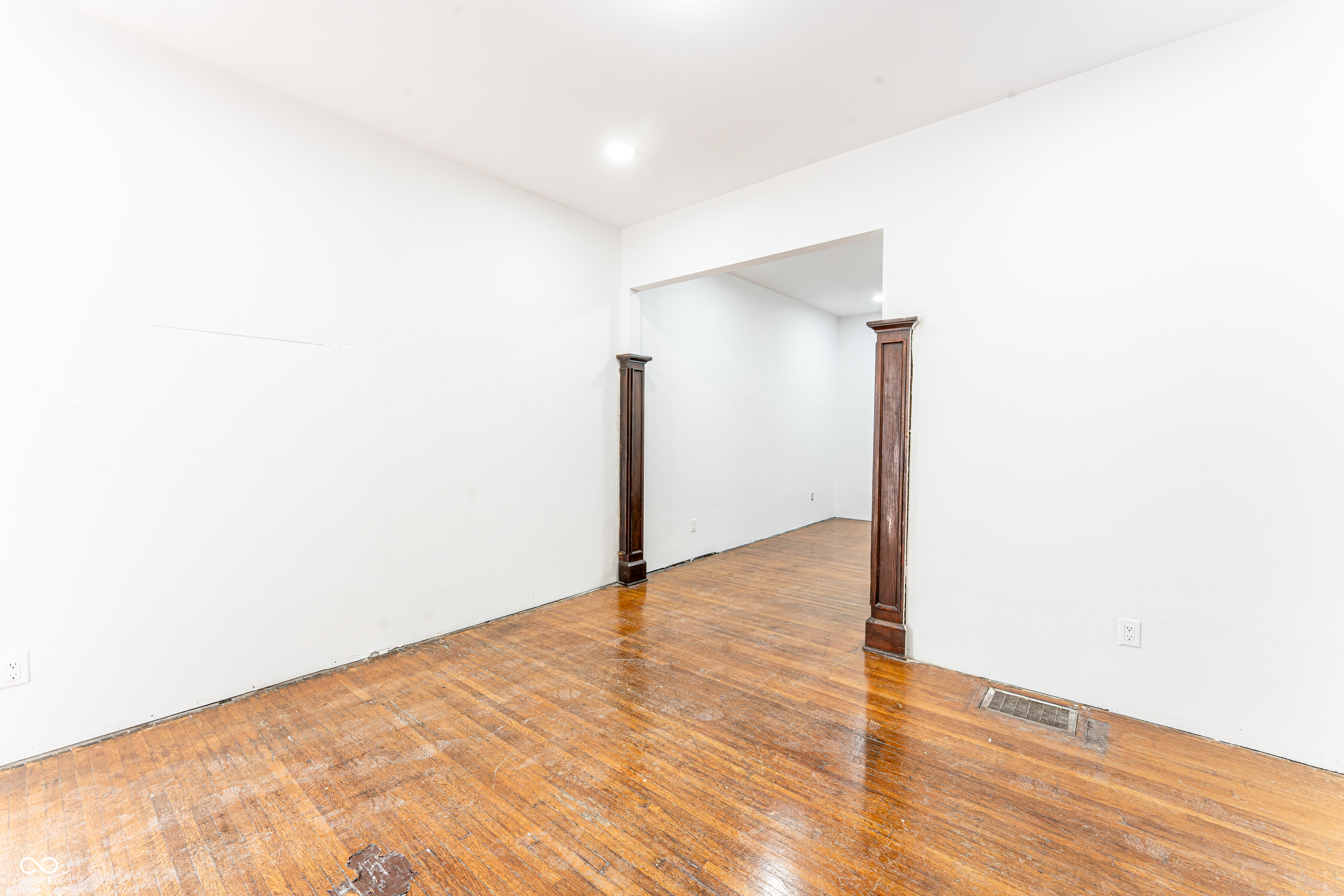 3345 Graceland Avenue Indianapolis, IN 46208 - Photo 10 of 39 Gallery Image 10