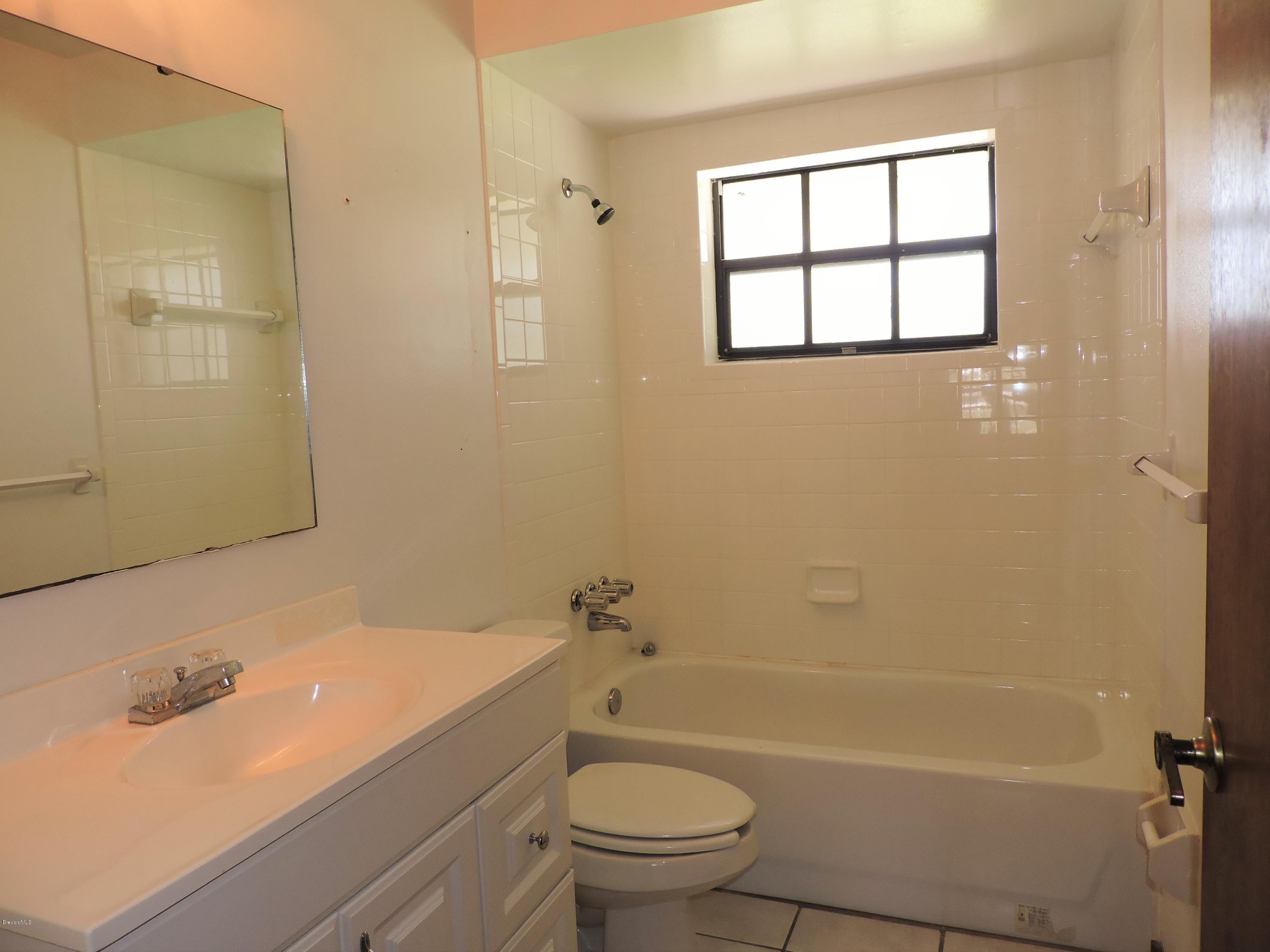 6990 Bismark Road Cocoa, FL 32927 - Photo 10 of 14 Bathroom 2