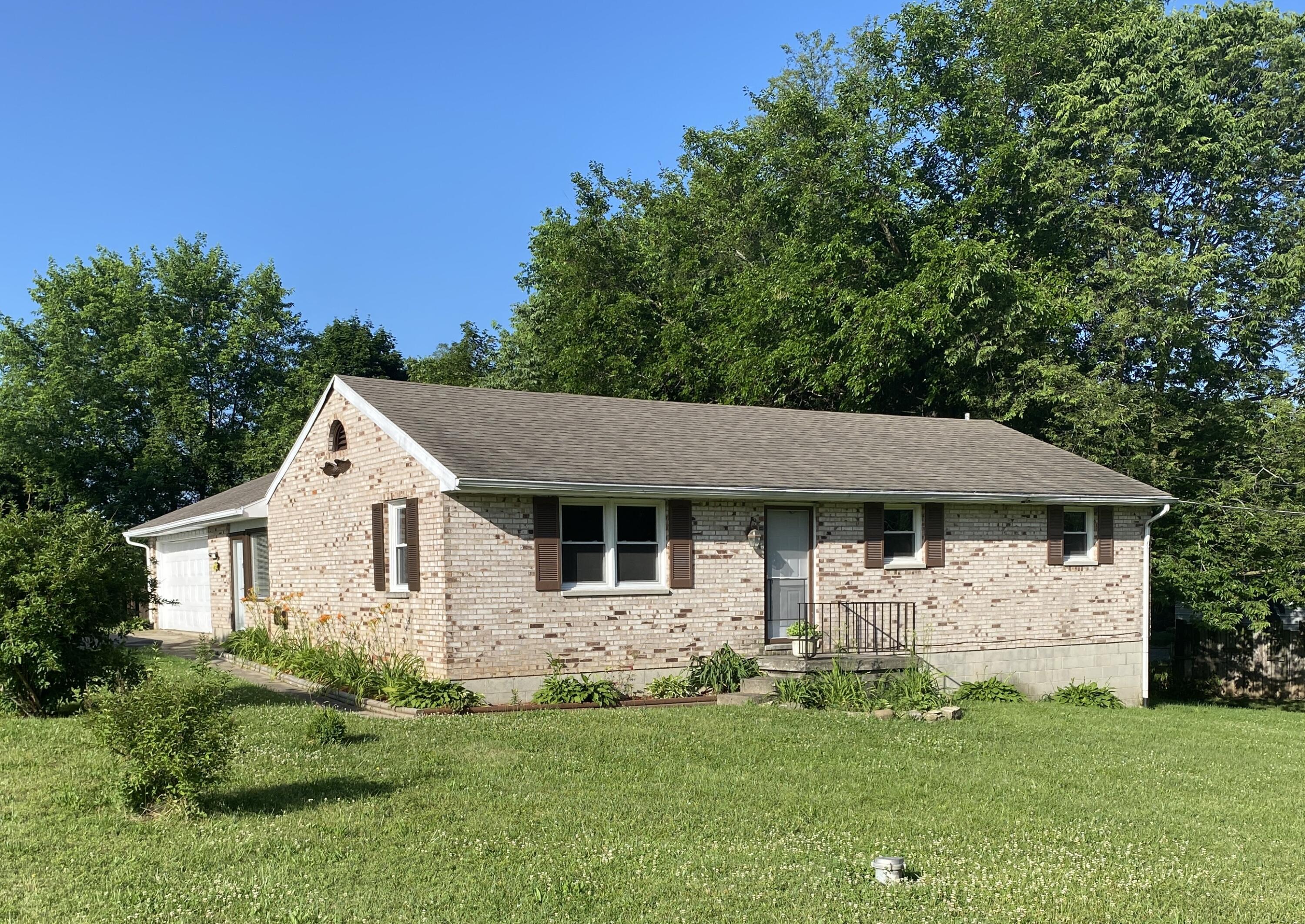 19 Adlyn Road Springfield, OH 45505 - Photo 1 of 19
