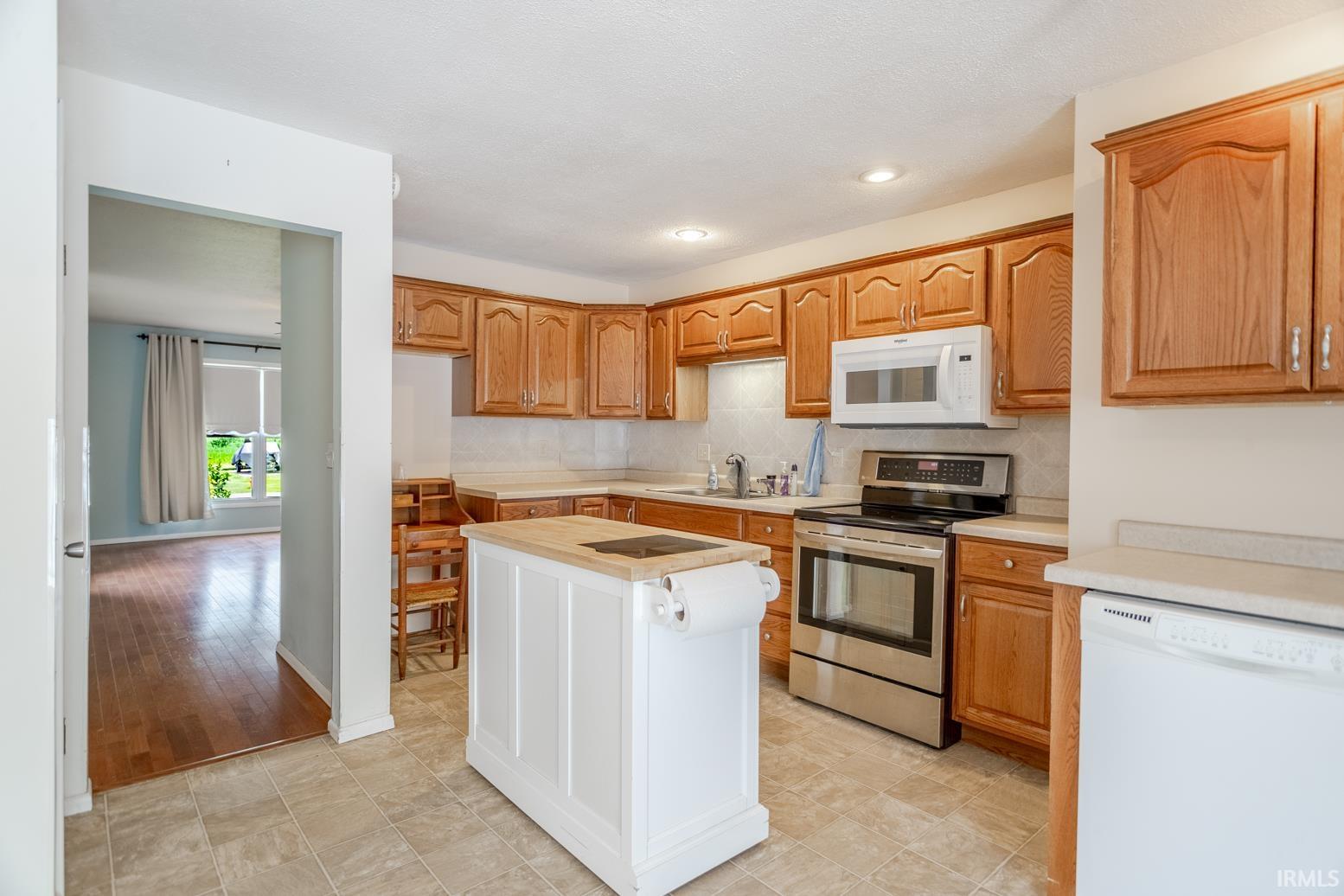 106 Riley Meadows Drive Delphi, IN 46923 - Photo 8 of 28 Gallery Image 8