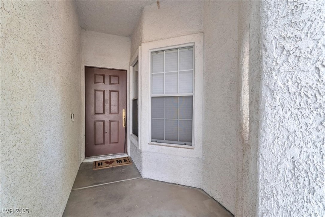 211 Misty Garden Street Henderson, NV 89012 - Photo 4 of 32