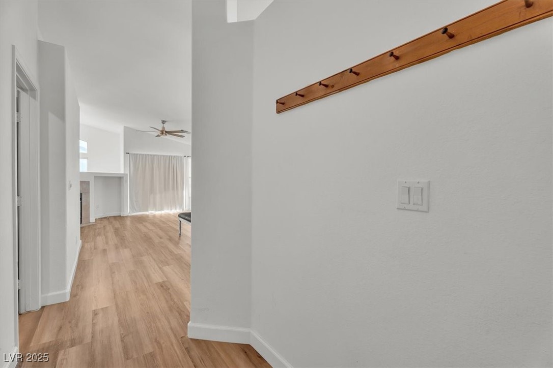 211 Misty Garden Street Henderson, NV 89012 - Photo 8 of 32